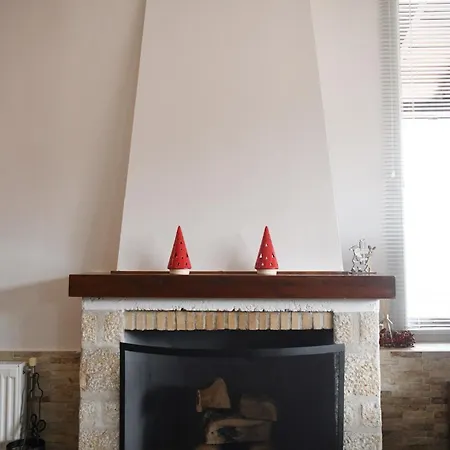 Maison Du *